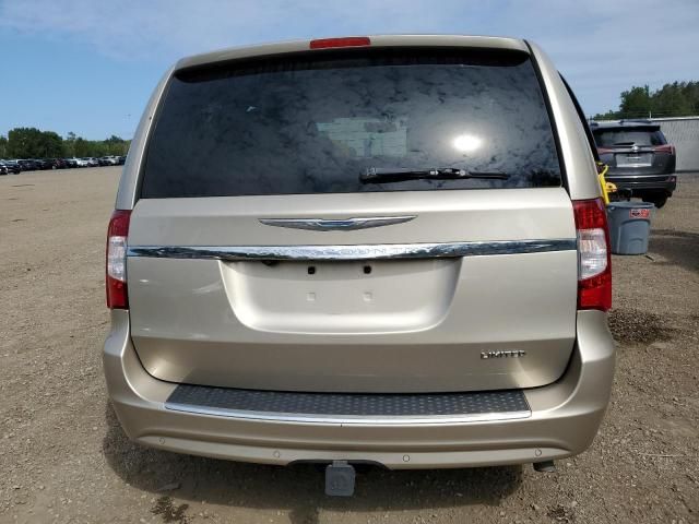 2012 Chrysler Town & Country Limited