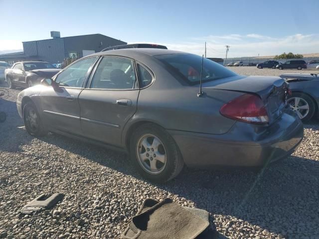 2005 Ford Taurus SE