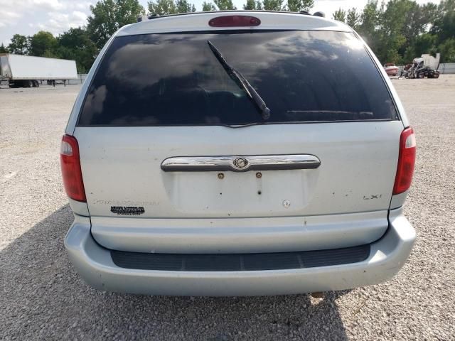 2001 Chrysler Town & Country LXI