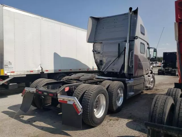 2015 Volvo VN VNL