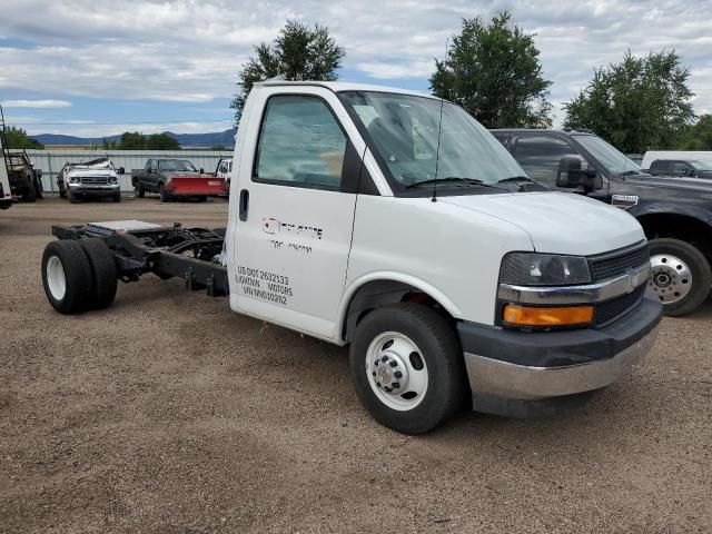 2022 Chevrolet Express G4500