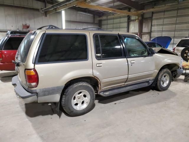 2000 Ford Explorer XLT