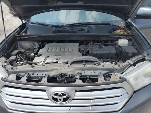 2011 Toyota Highlander Base