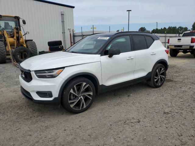 2019 Volvo XC40 T4 R-Design