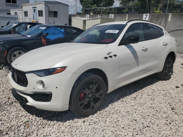 2022 Maserati Levante Base