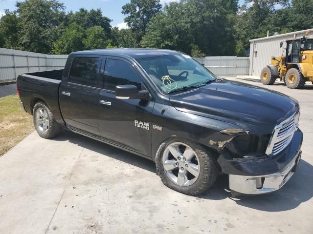 2015 Dodge RAM 1500 SLT