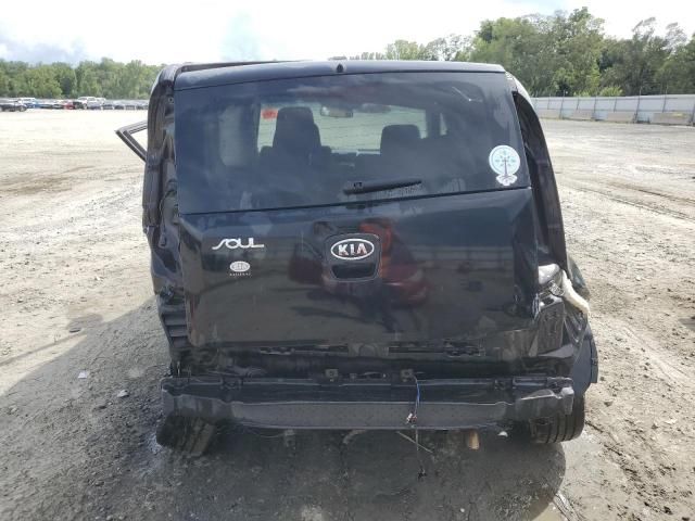 2011 KIA Soul +