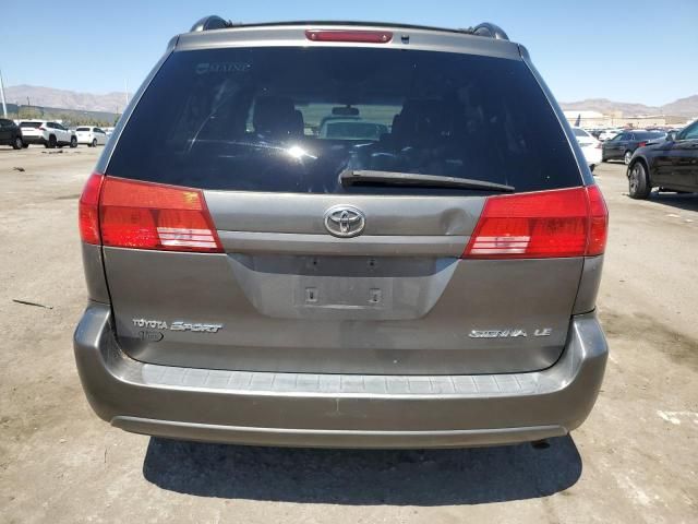 2004 Toyota Sienna CE