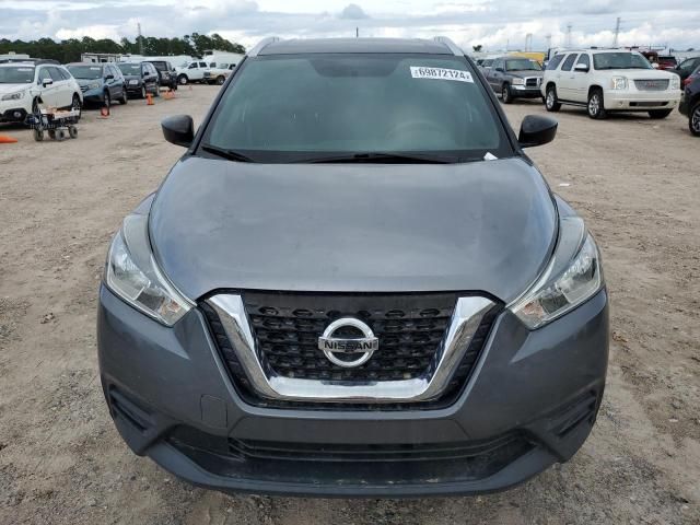 2019 Nissan Kicks S