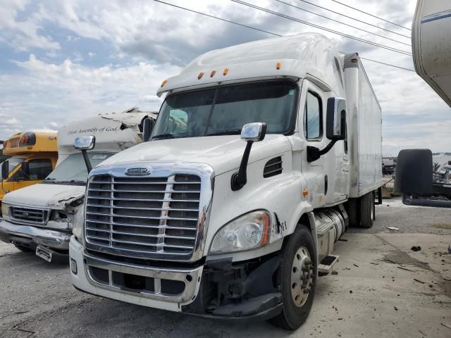 2015 Freightliner Cascadia 113