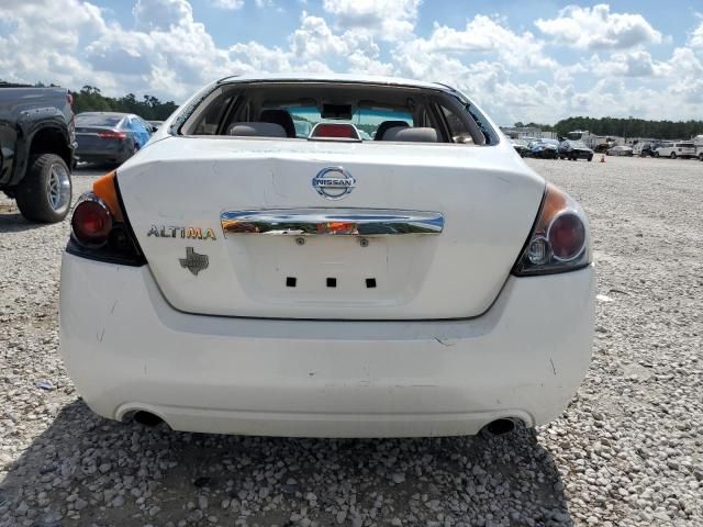 2010 Nissan Altima Base