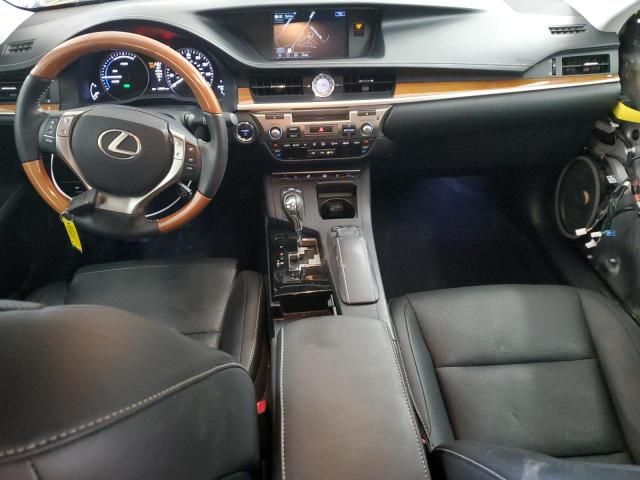 2015 Lexus ES 300H