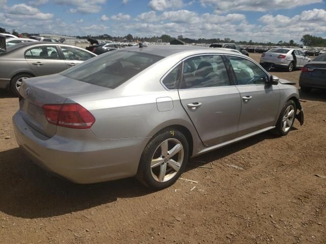 2012 Volkswagen Passat SE