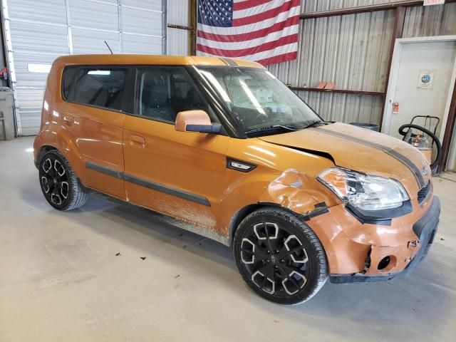 2010 KIA Soul +