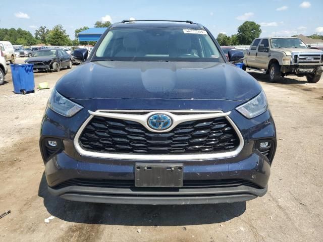 2020 Toyota Highlander Hybrid XLE