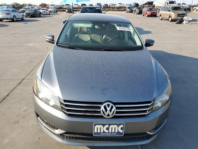 2013 Volkswagen Passat SE