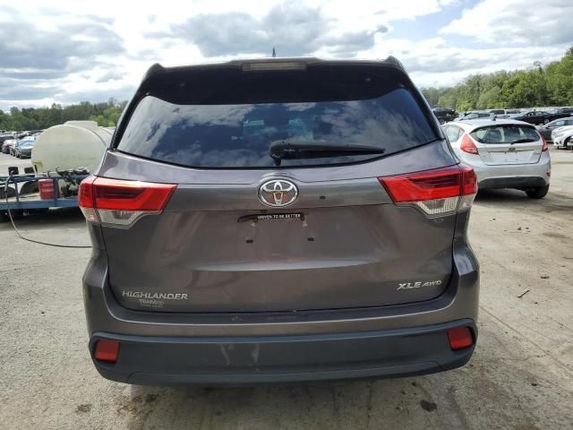 2019 Toyota Highlander SE