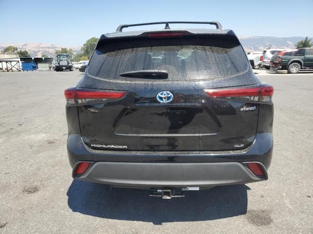 2020 Toyota Highlander Hybrid XLE