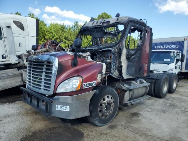 2013 Freightliner Cascadia 125