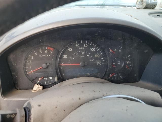 2004 Nissan Titan XE