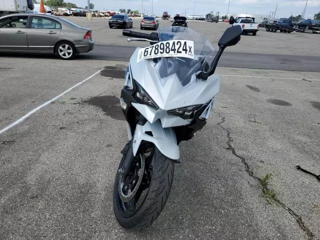 2024 Kawasaki EX500