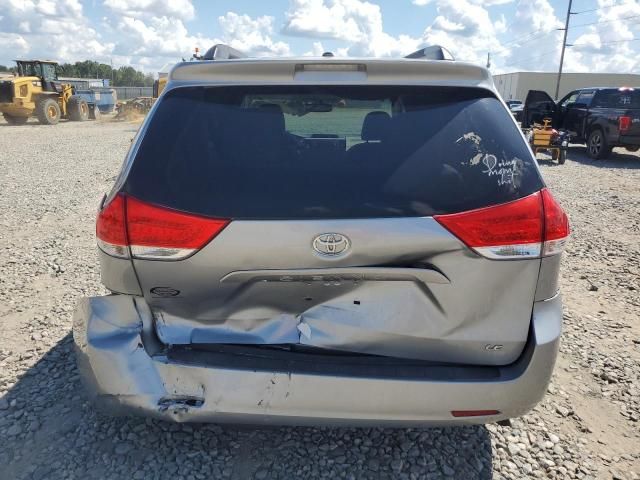 2013 Toyota Sienna LE