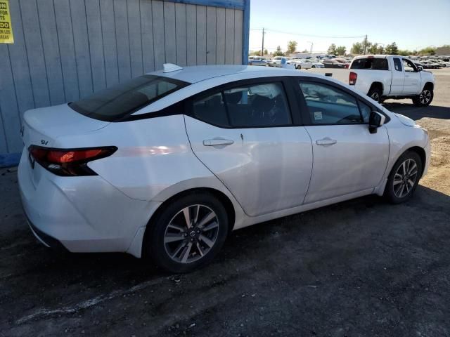 2022 Nissan Versa SV