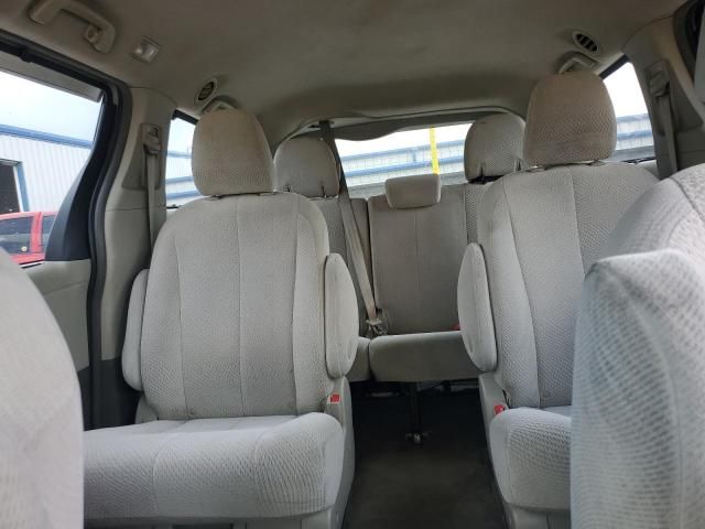 2012 Toyota Sienna LE