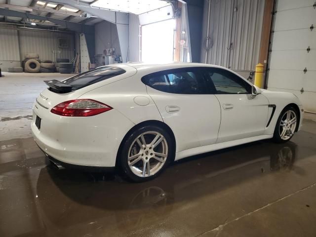 2012 Porsche Panamera 2