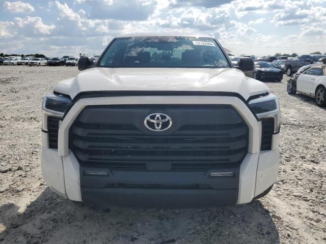 2022 Toyota Tundra Crewmax SR