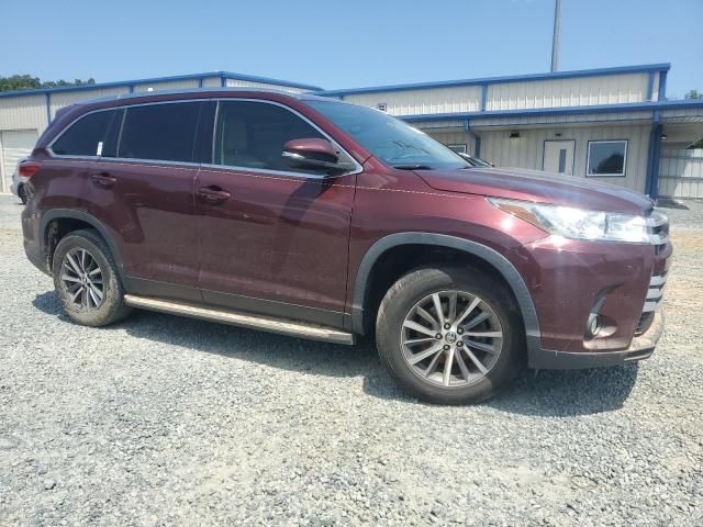 2019 Toyota Highlander SE