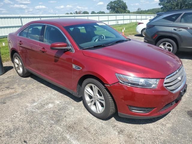 2017 Ford Taurus SEL