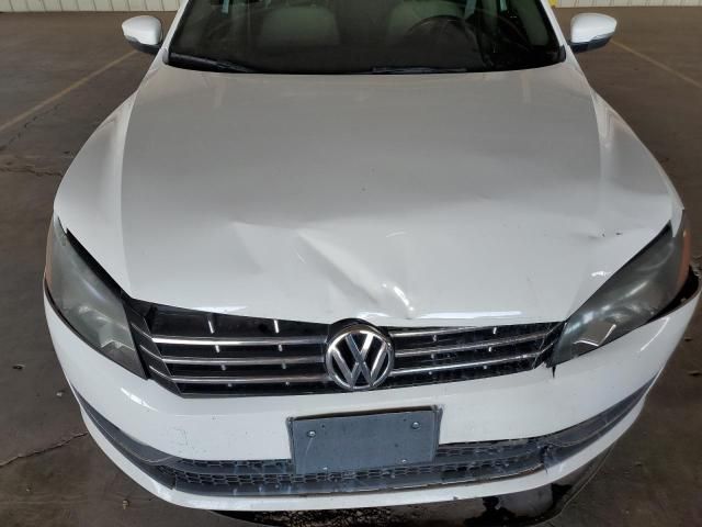 2014 Volkswagen Passat SEL