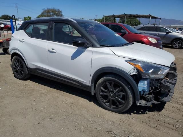 2020 Nissan Kicks SR