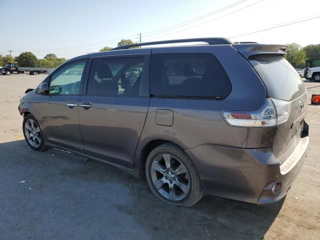 2014 Toyota Sienna Sport