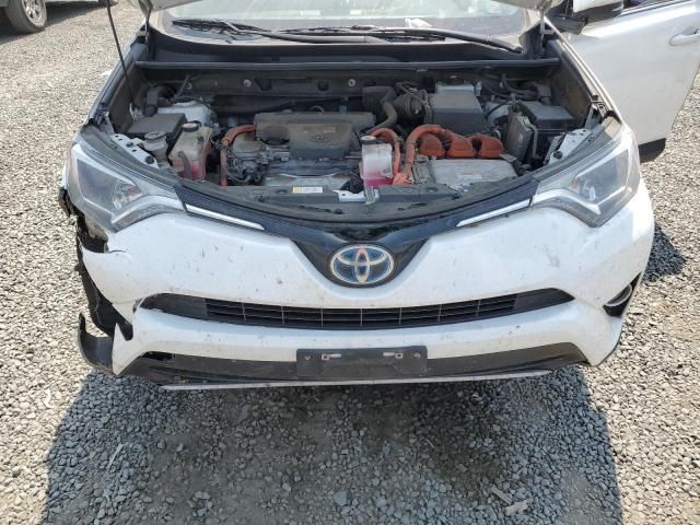 2017 Toyota Rav4 HV LE