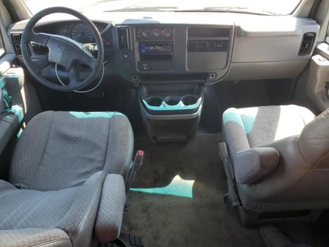 2003 Chevrolet Express G2500