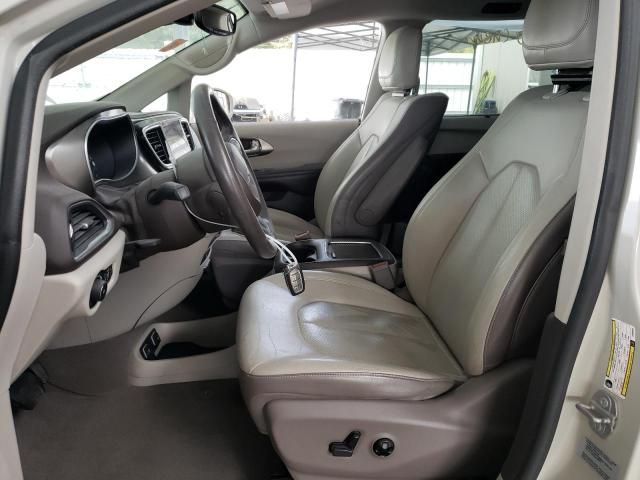 2017 Chrysler Pacifica Touring L Plus