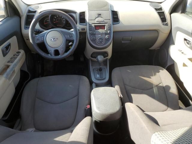 2010 KIA Soul +