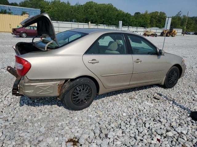 2004 Toyota Camry LE