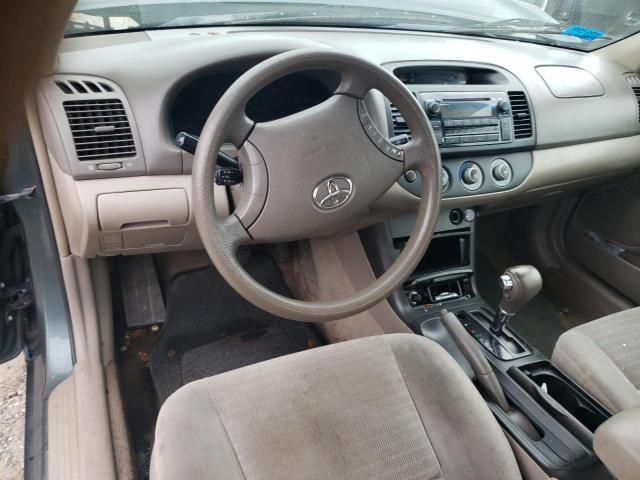 2005 Toyota Camry LE