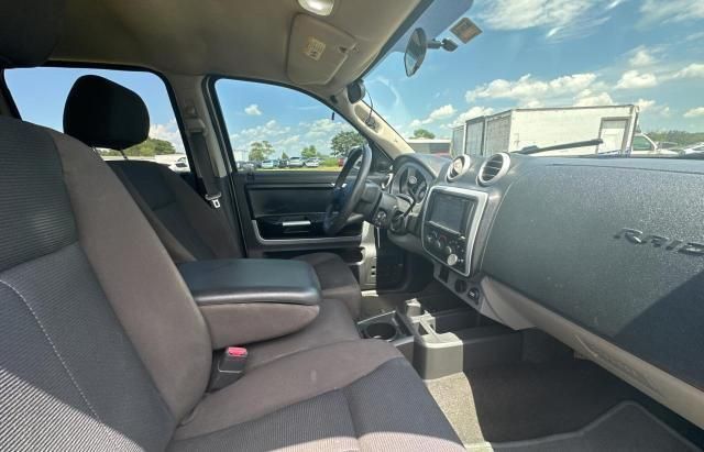 2008 Mitsubishi Raider LS