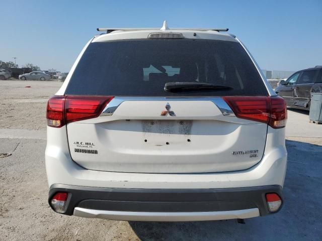 2017 Mitsubishi Outlander SE