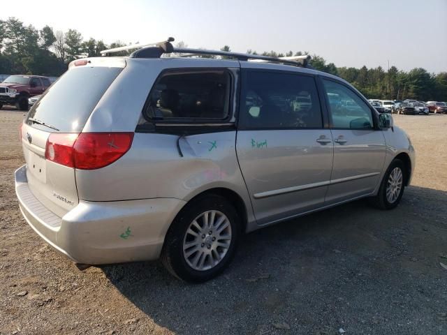 2008 Toyota Sienna XLE