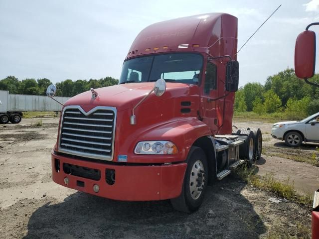 2014 Mack 600 CXU600