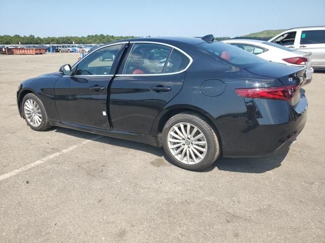 2021 Alfa Romeo Giulia Sport