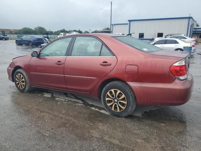 2005 Toyota Camry LE