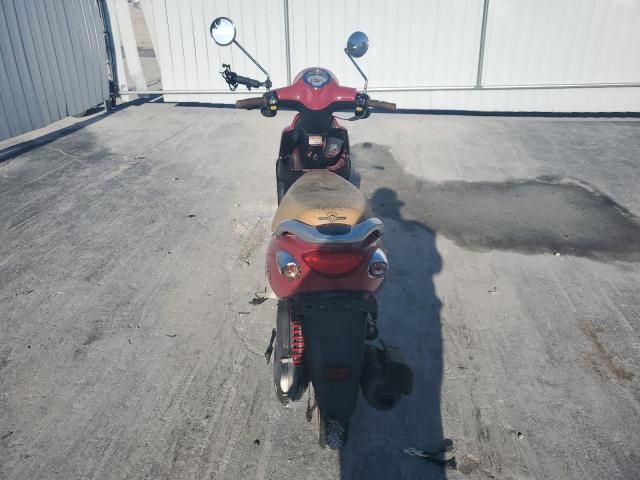 2016 Genuine Scooter Co. Buddy 50