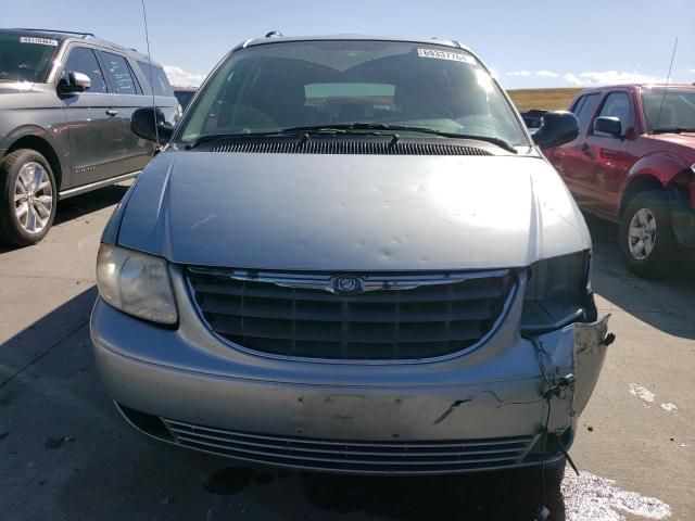 2006 Chrysler Town & Country Touring