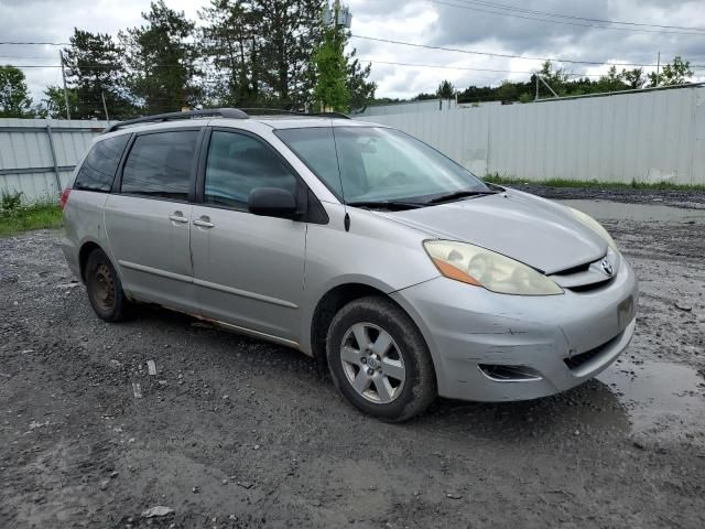 2006 Toyota Sienna CE